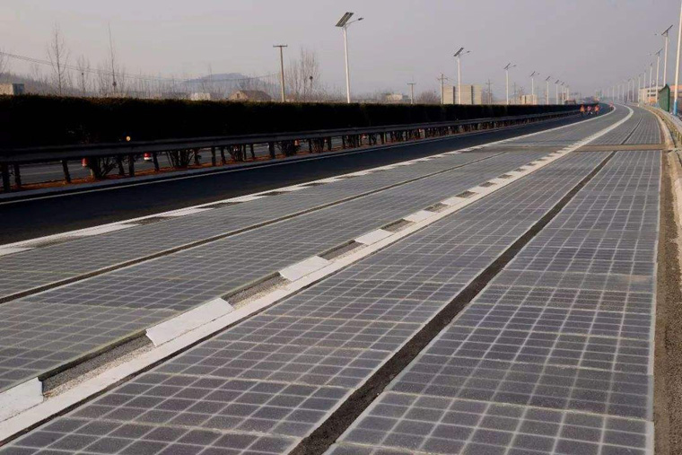 光伏高速公路原理，電動汽車在光伏高速上怎樣充電